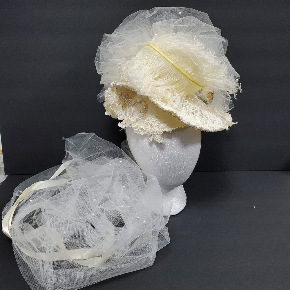 Vintage Mary Jean Bridal Veil Tulle Hat Womens Cream Lace Embellishments Feather